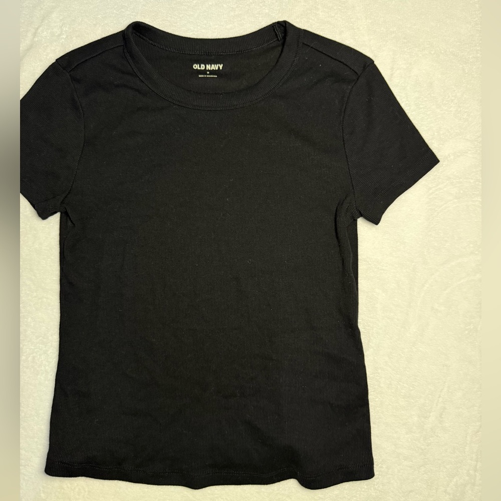Old Navy Women's Classic Black Tee